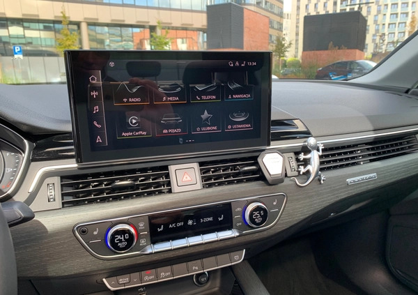 Audi A4 cena 115000 przebieg: 28000, rok produkcji 2021 z Kraków małe 137